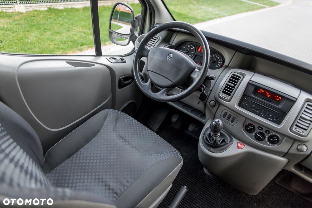 Renault Trafic L1H1 Passenger Lux - 29