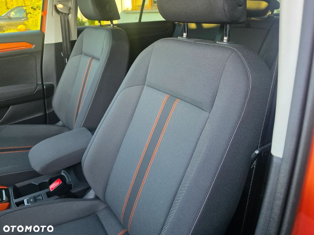 Volkswagen T-Roc - 26