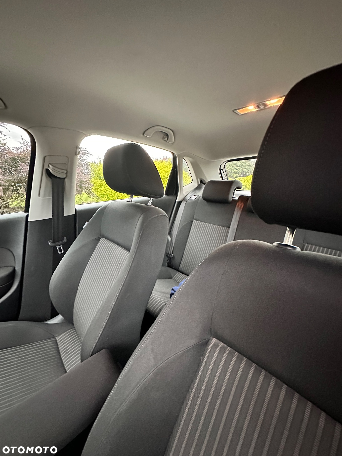 Volkswagen Polo 1.2 TSI Comfortline - 17