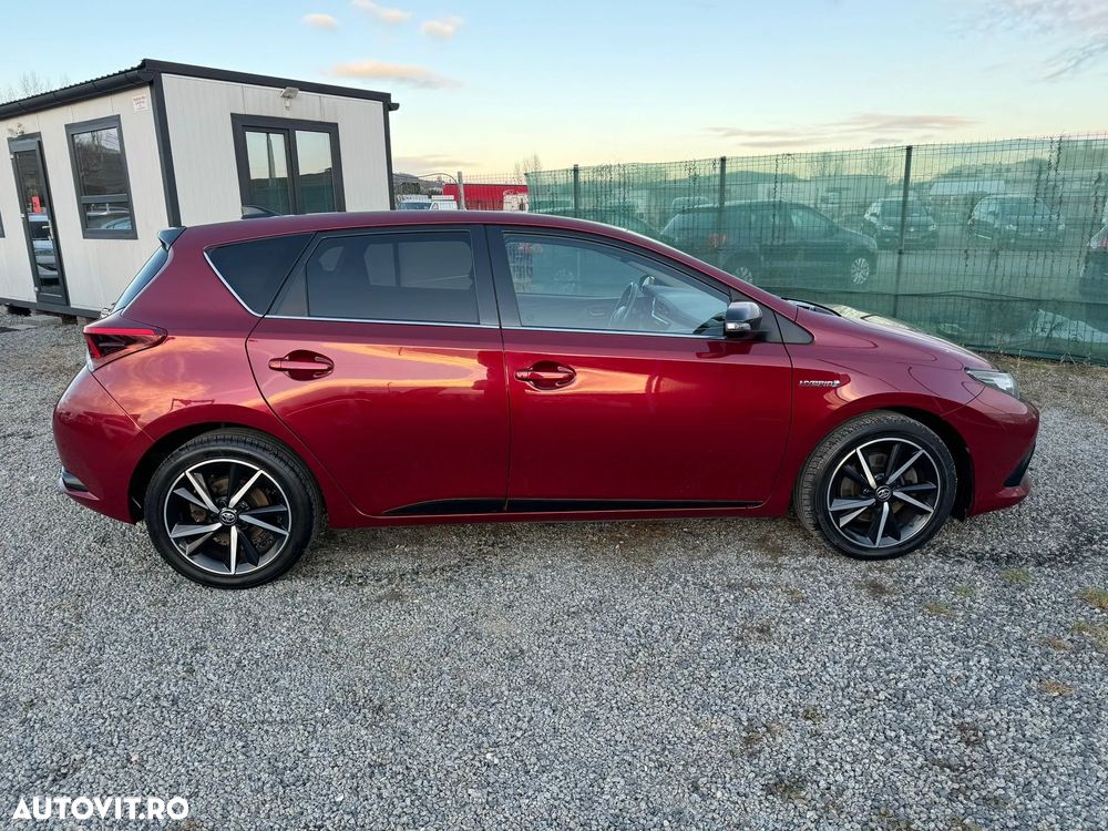 Toyota Auris - 16