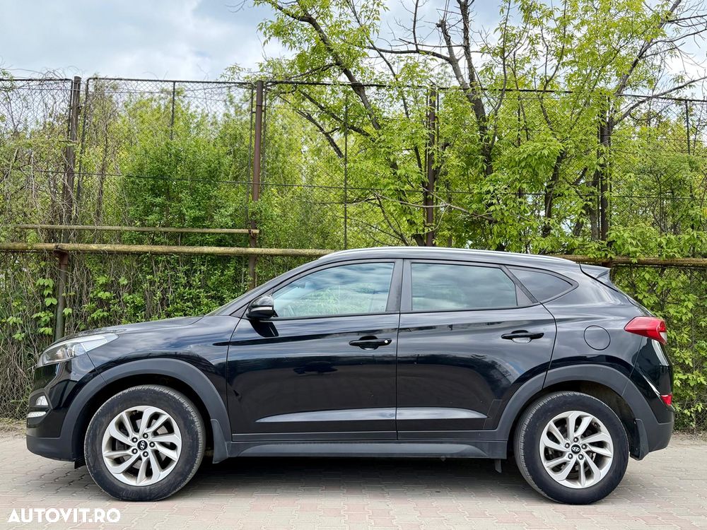 Hyundai Tucson 2.0 CRDI 4WD 6MT Style - 7