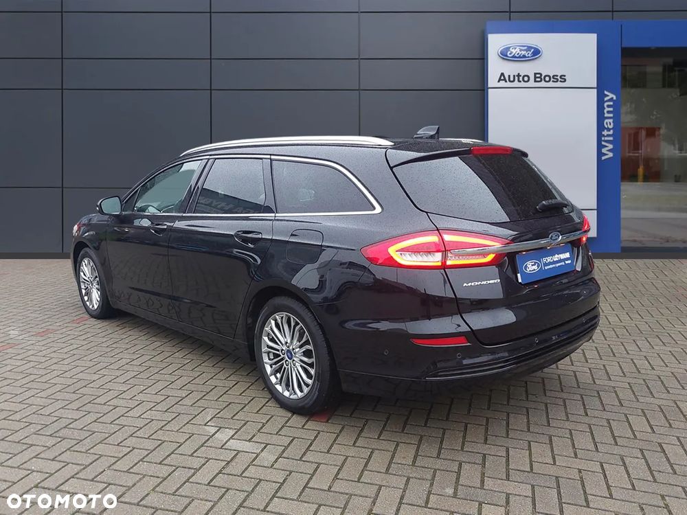 Ford Mondeo 2.0 Hybrid Titanium - 3
