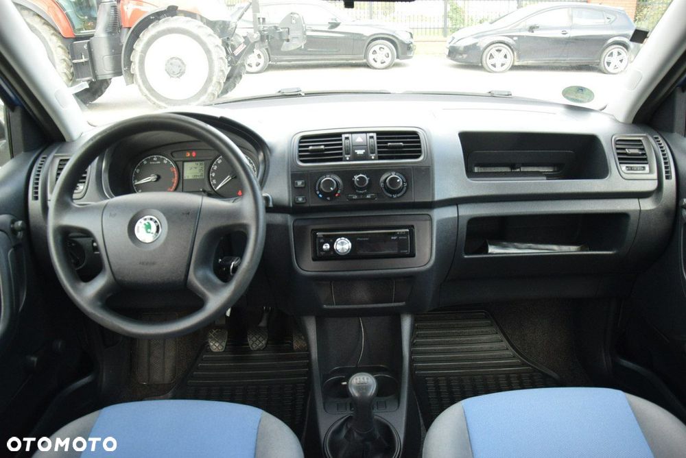 Skoda Fabia 1.4 16V Comfort - 24