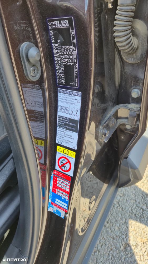 Toyota C-HR 1.8 HSD 4x2 CVT C-lassy - 27