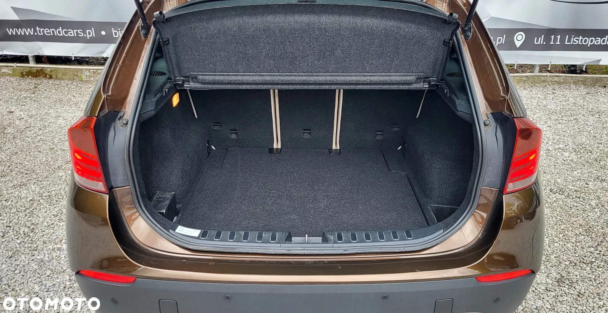 BMW X1 sDrive18d xLine - 23