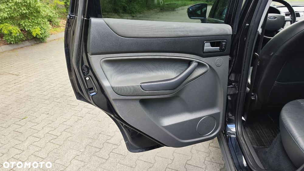 Ford Kuga 2.0 TDCi 4WD Titanium - 21