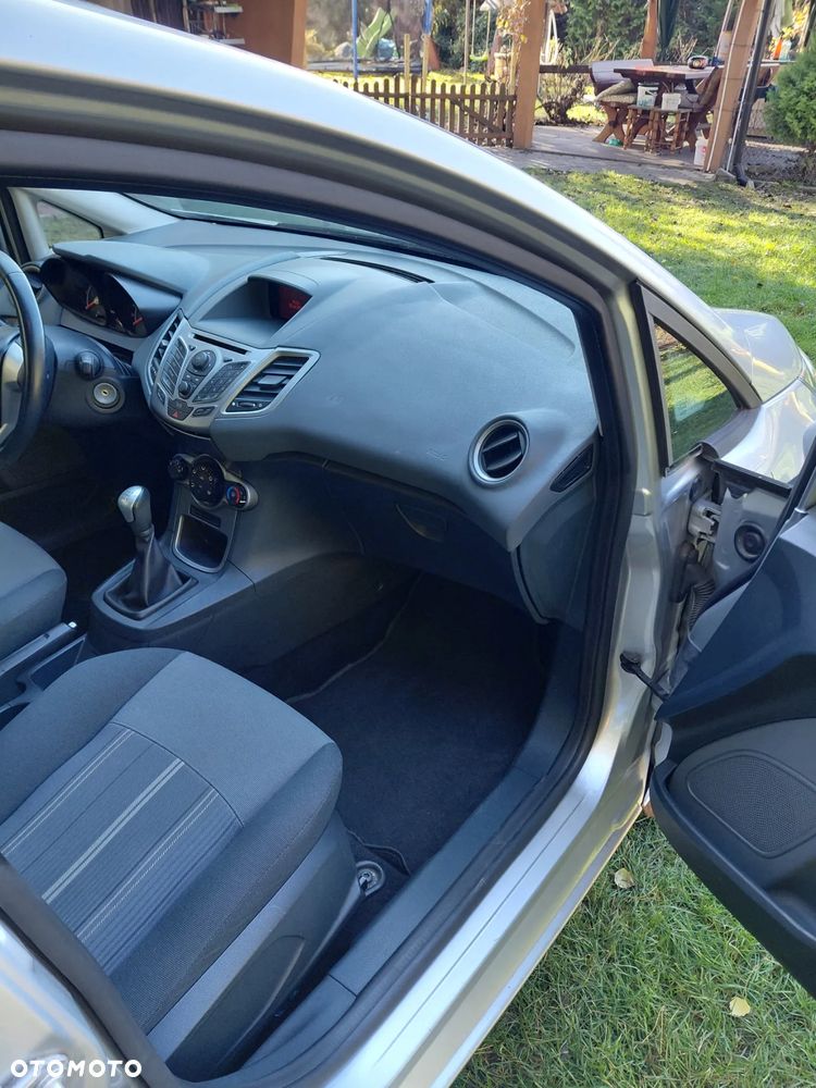 Ford Fiesta 1.4 TDCI - 22