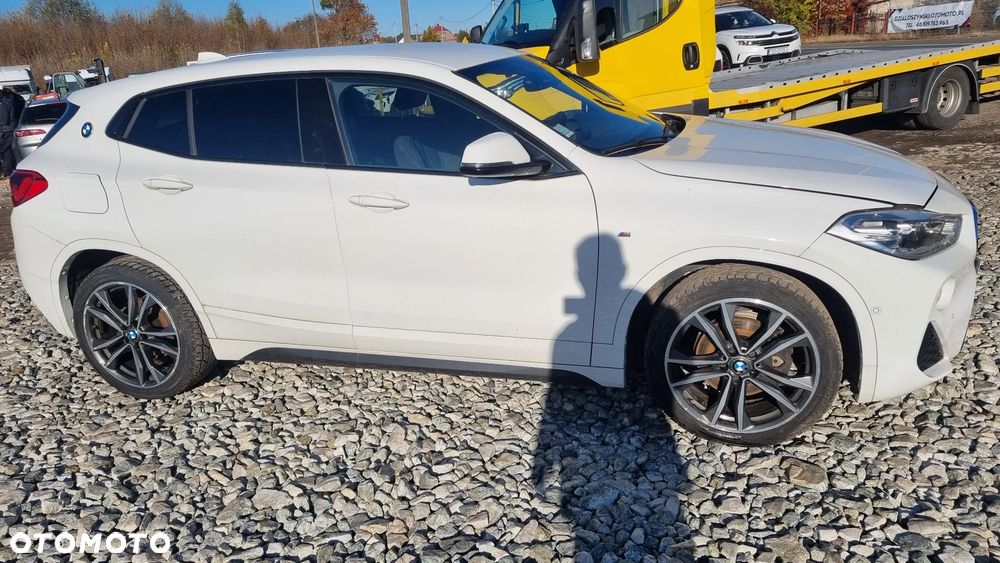 BMW X2 sDrive18i Advantage Plus - 10