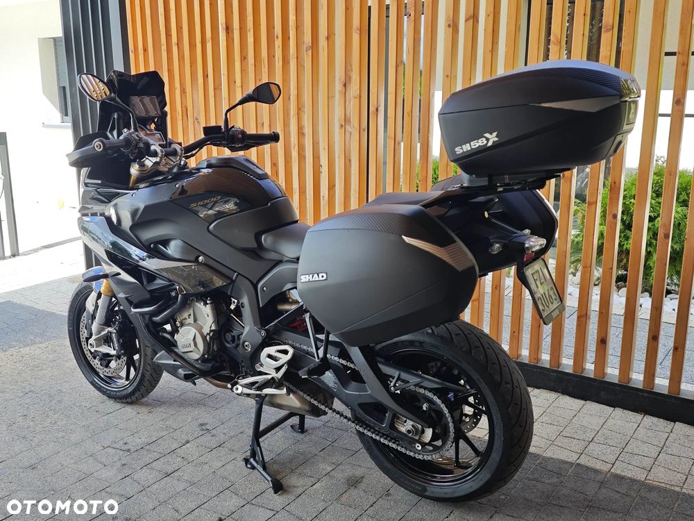 BMW XR - 15