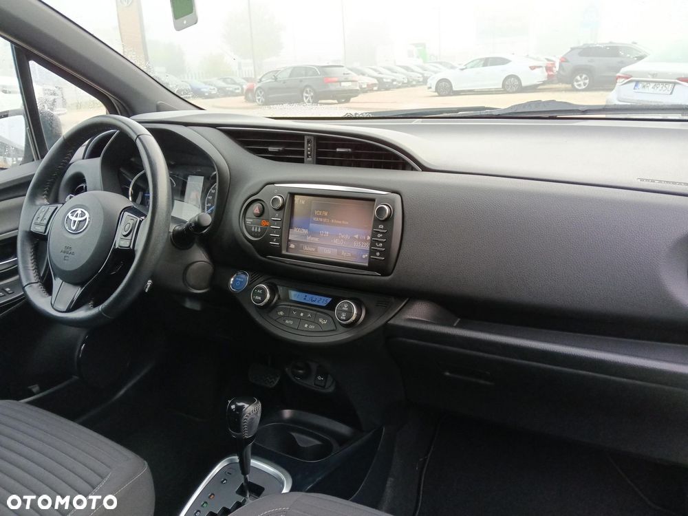 Toyota Yaris - 11
