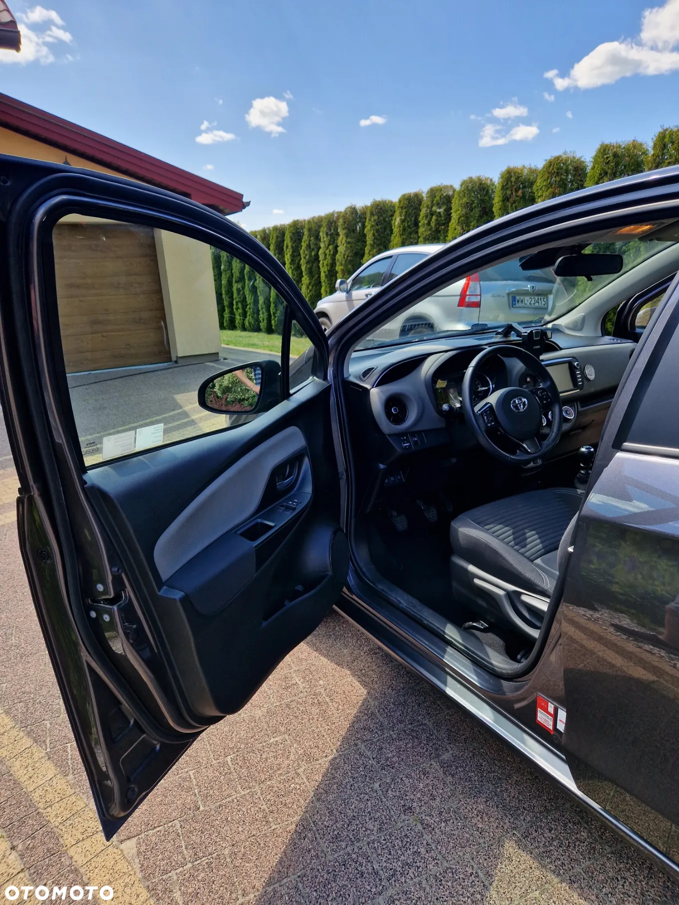 Toyota Yaris 1.5 Premium - 12