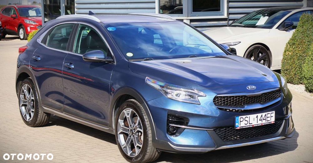 Kia XCeed - 10