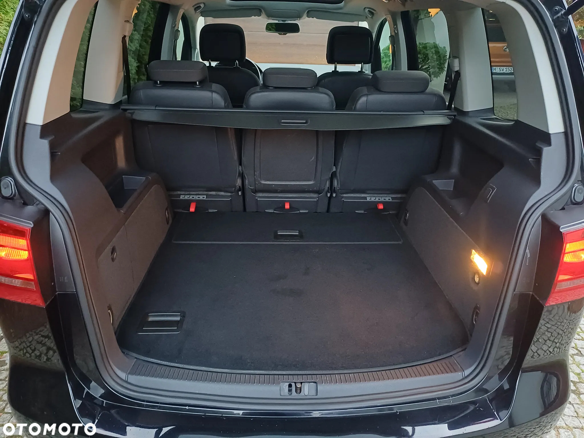 Volkswagen Touran 2.0 TDI DPF BlueMotion Technology DSG Life - 5