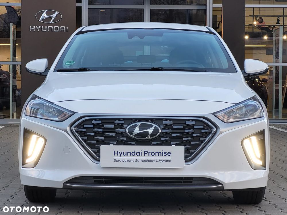 Hyundai IONIQ hybrid Business - 3