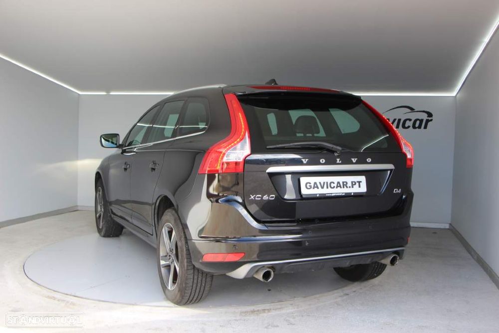 Volvo XC 60 2.0 D4 R-Design 139g Start/Stop - 23