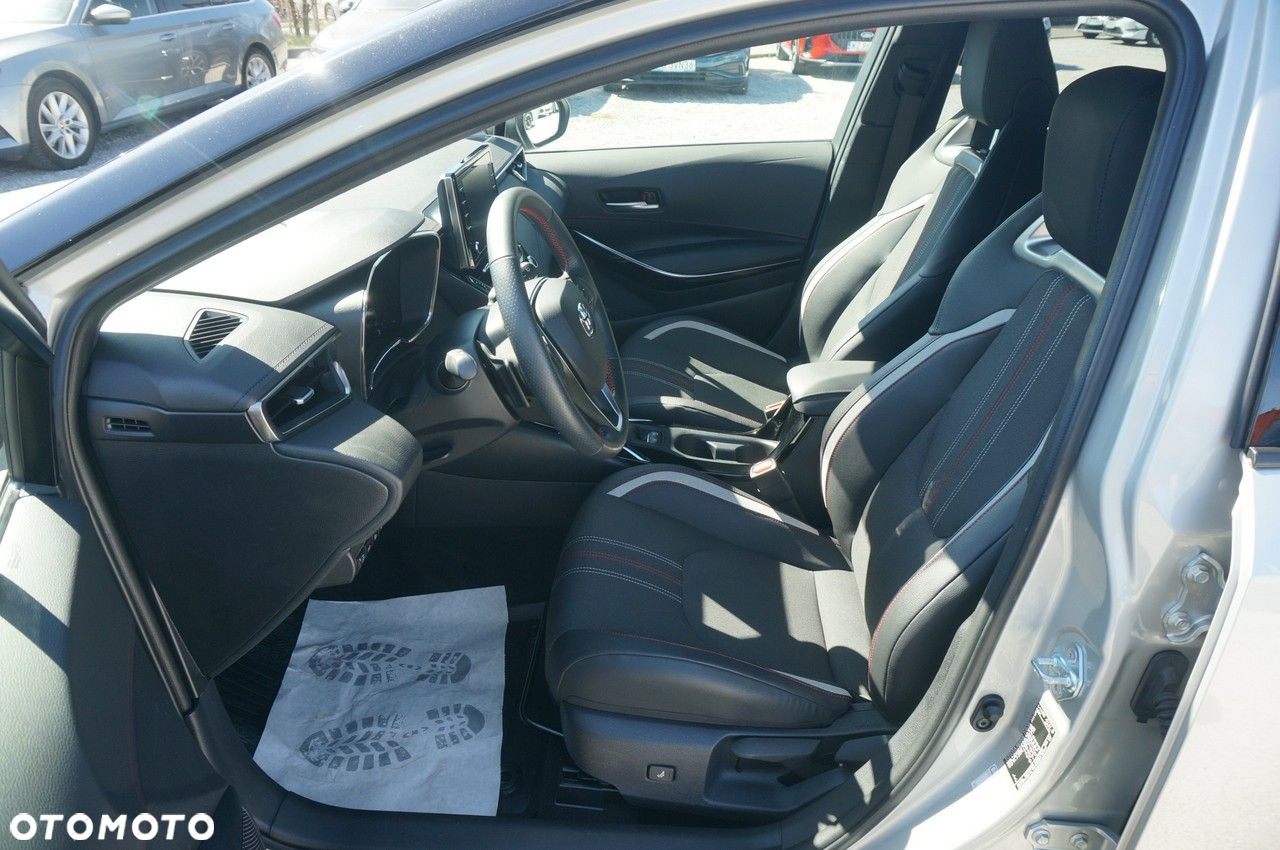 Toyota Corolla - 21