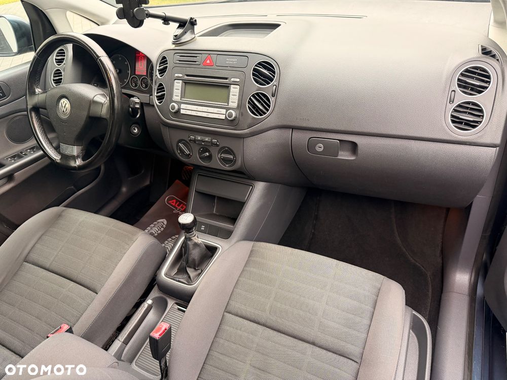 Volkswagen Golf Plus 2.0 TDI DPF Trendline - 19