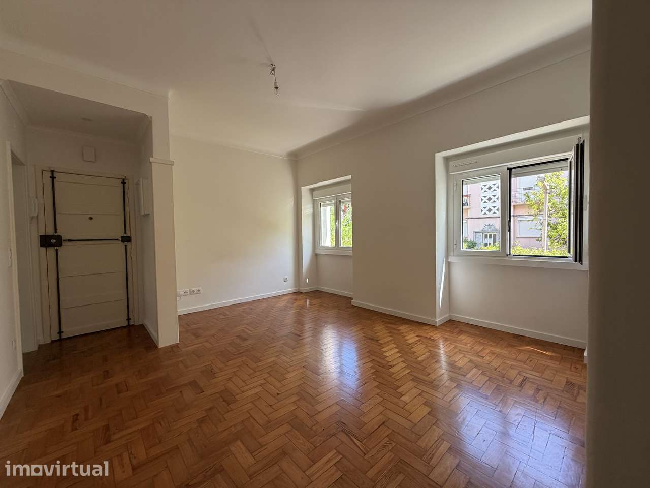 Apartamento T3 em Alvalade - Grande imagem: 2/13