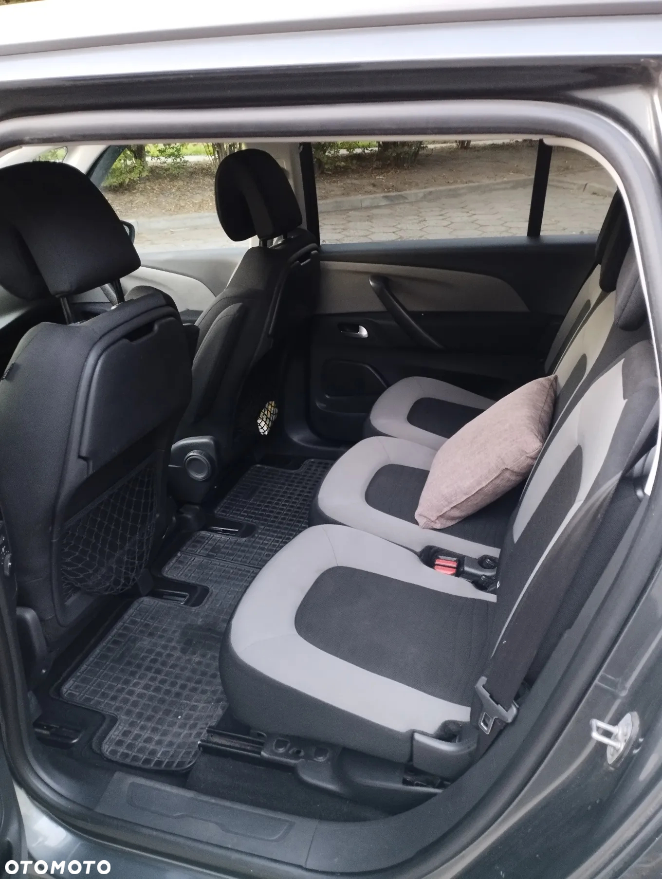Citroën C4 Grand Picasso 1.6 BlueHDi MoreLife S&S - 9