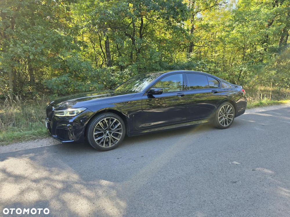 BMW Seria 7 750Ld xDrive sport - 12