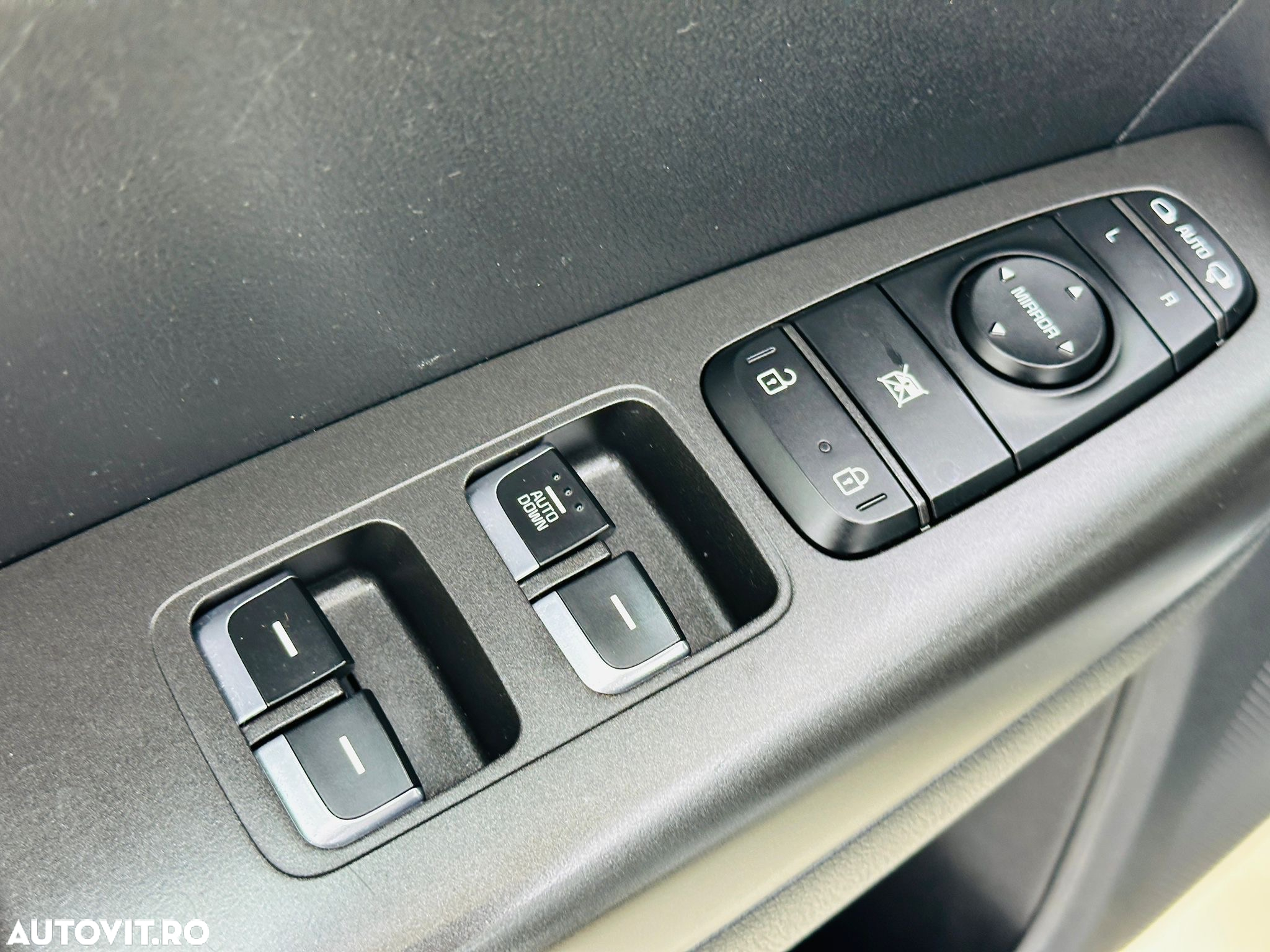 Kia Sportage - 16