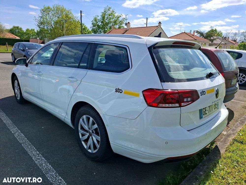 Volkswagen Passat 2.0 TDI SCR DSG Business - 2