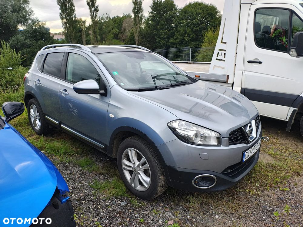 Nissan Qashqai 2.0 dCi DPF tekna - 22