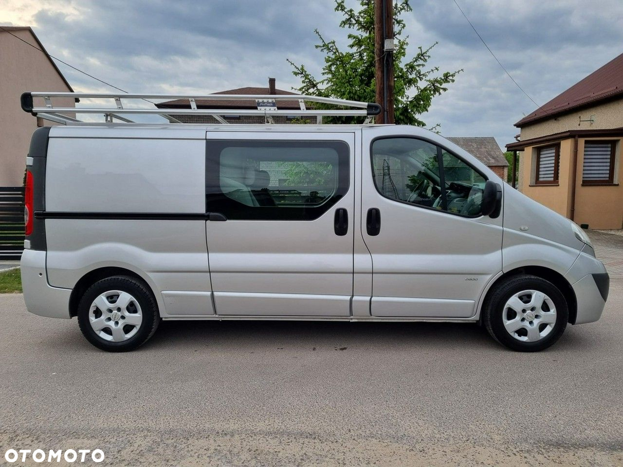 Opel Vivaro - 4
