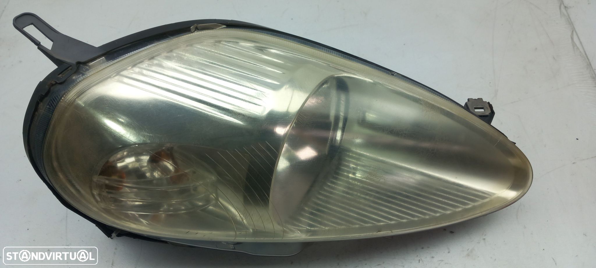 Ótica / farol direita FIAT Grande Punto (199_) - 1