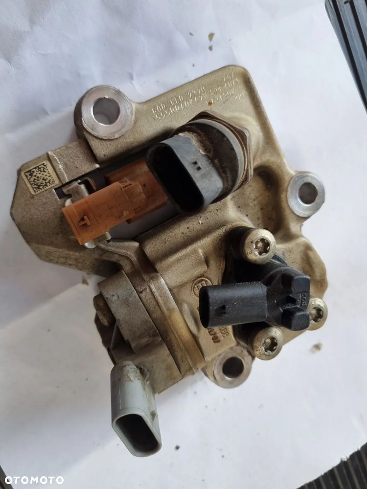 ZAWÓR | DOZOWNIK paliwa Mercedes Actros MP4 A4720700555 - 6