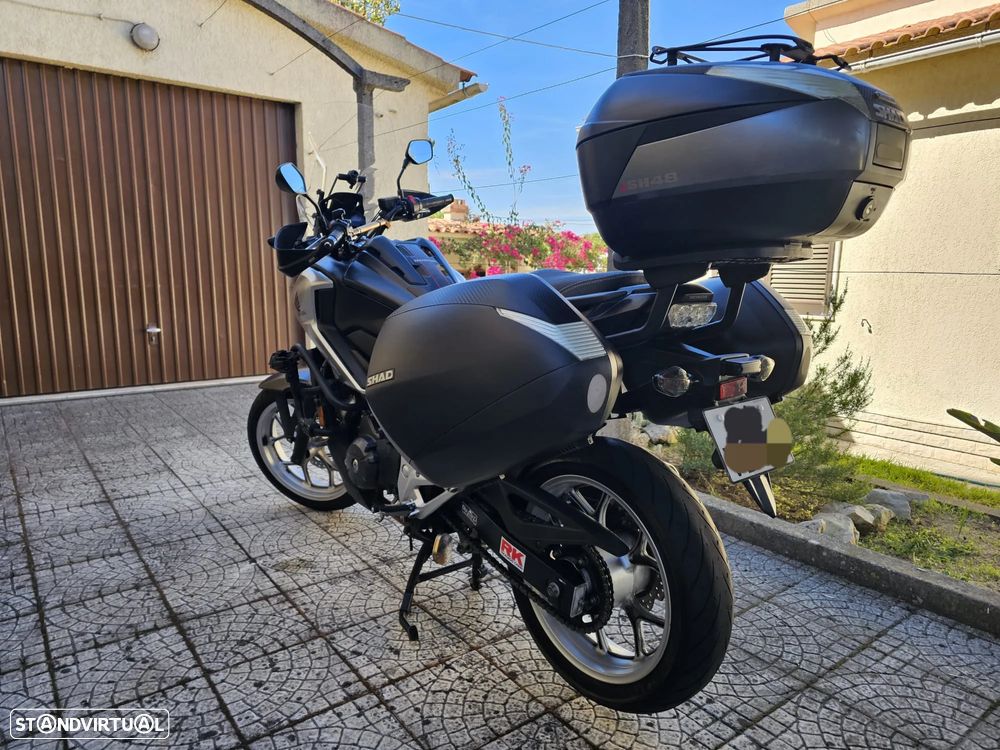 Honda NC750X VER 3 - 1