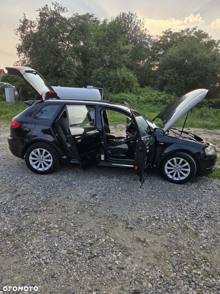 Audi A3 Sportback - 9