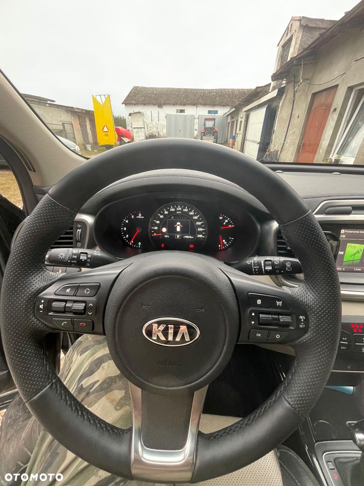 Kia Sorento 2.0 CRDI L - 8
