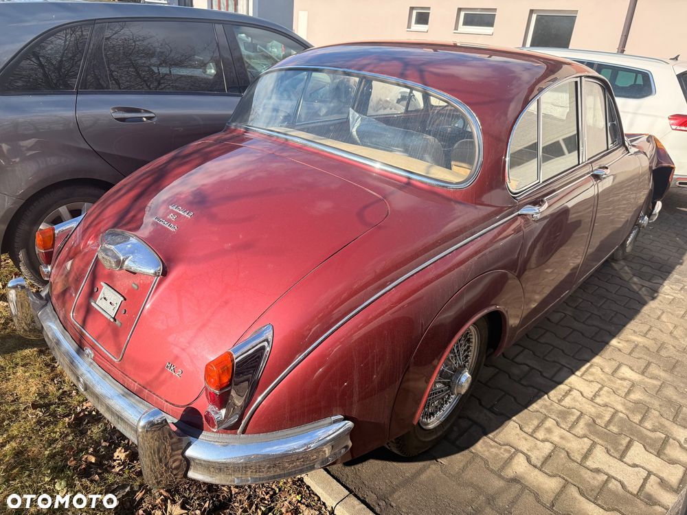 Jaguar MK II - 4