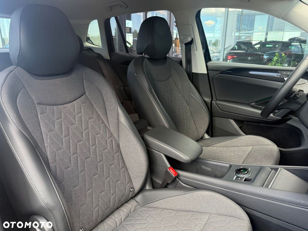 Volkswagen Tiguan - 19