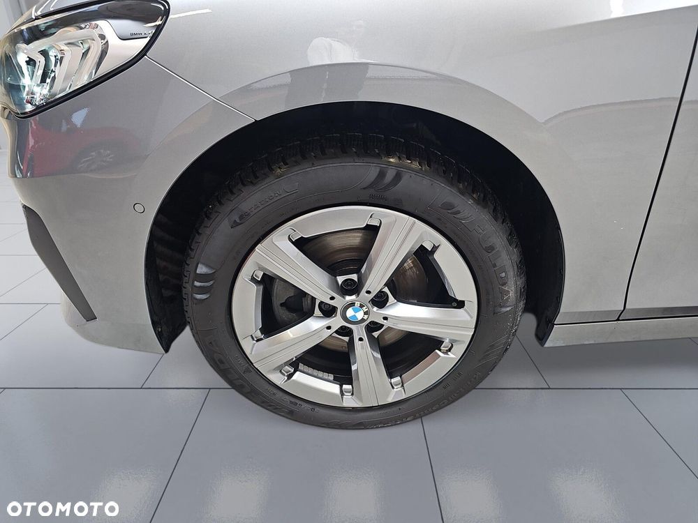 BMW Seria 2 218i - 35