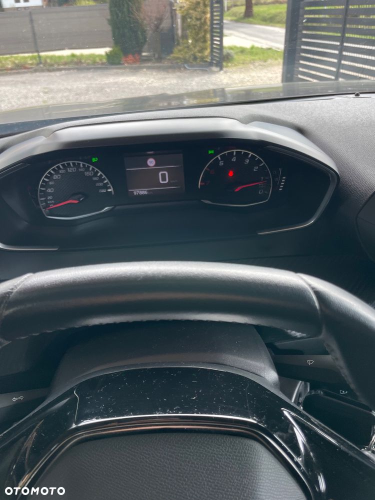 Peugeot 2008 1.5 BlueHDi Active Pack S&S - 12