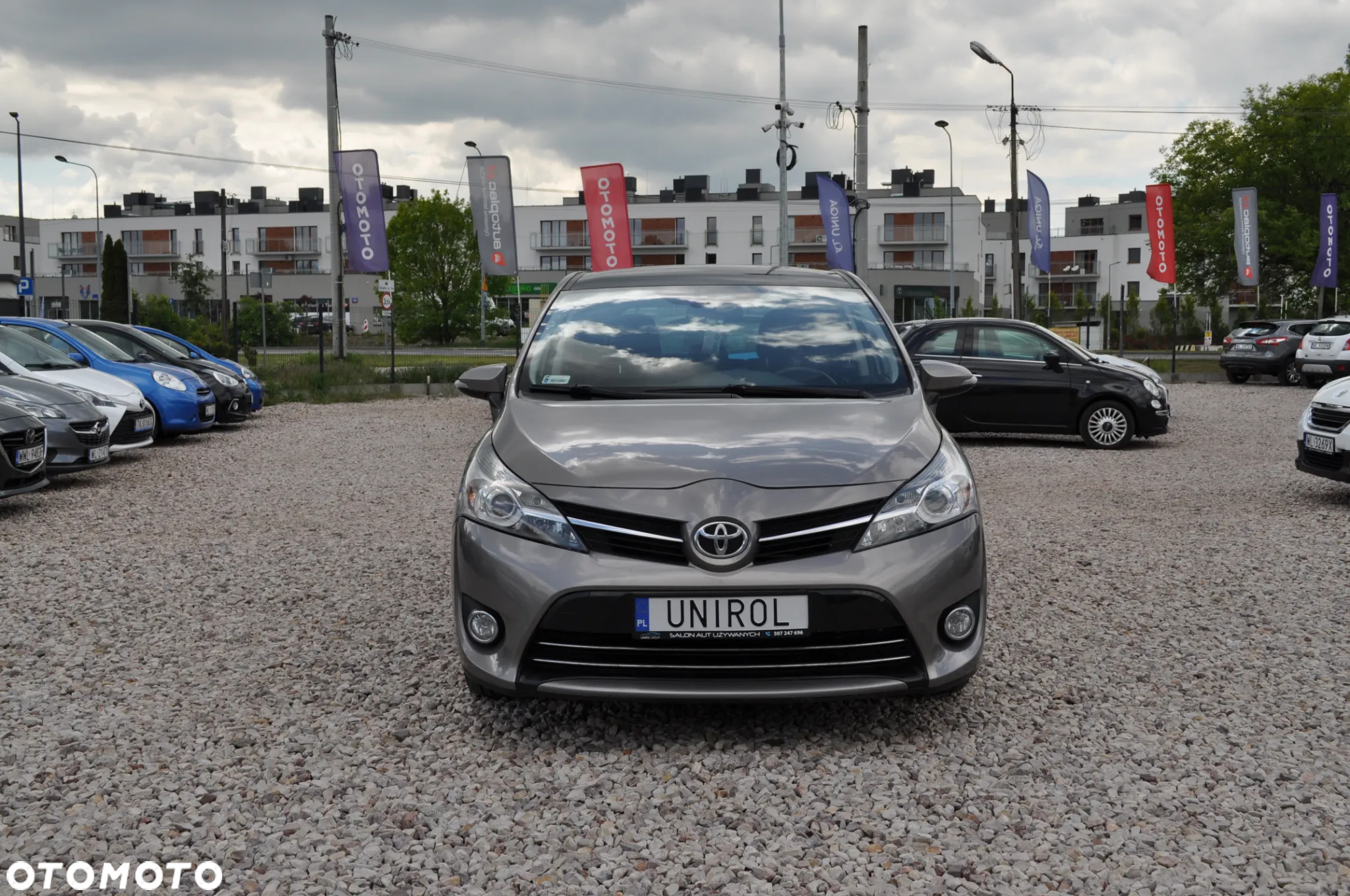 Toyota Verso 1.6 D-4D Premium - 3