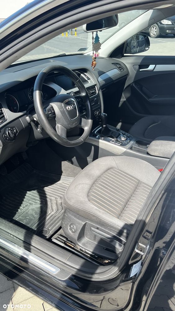 Audi A4 Limousine 2.0 TDI - 6