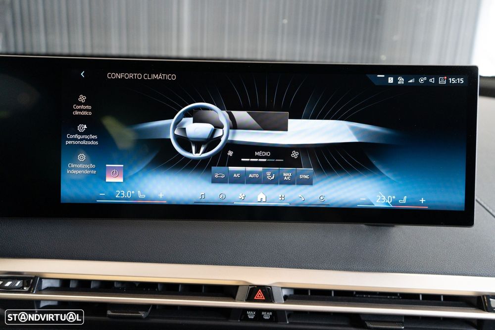 BMW iX xDrive 50 Pack Desportivo - 35