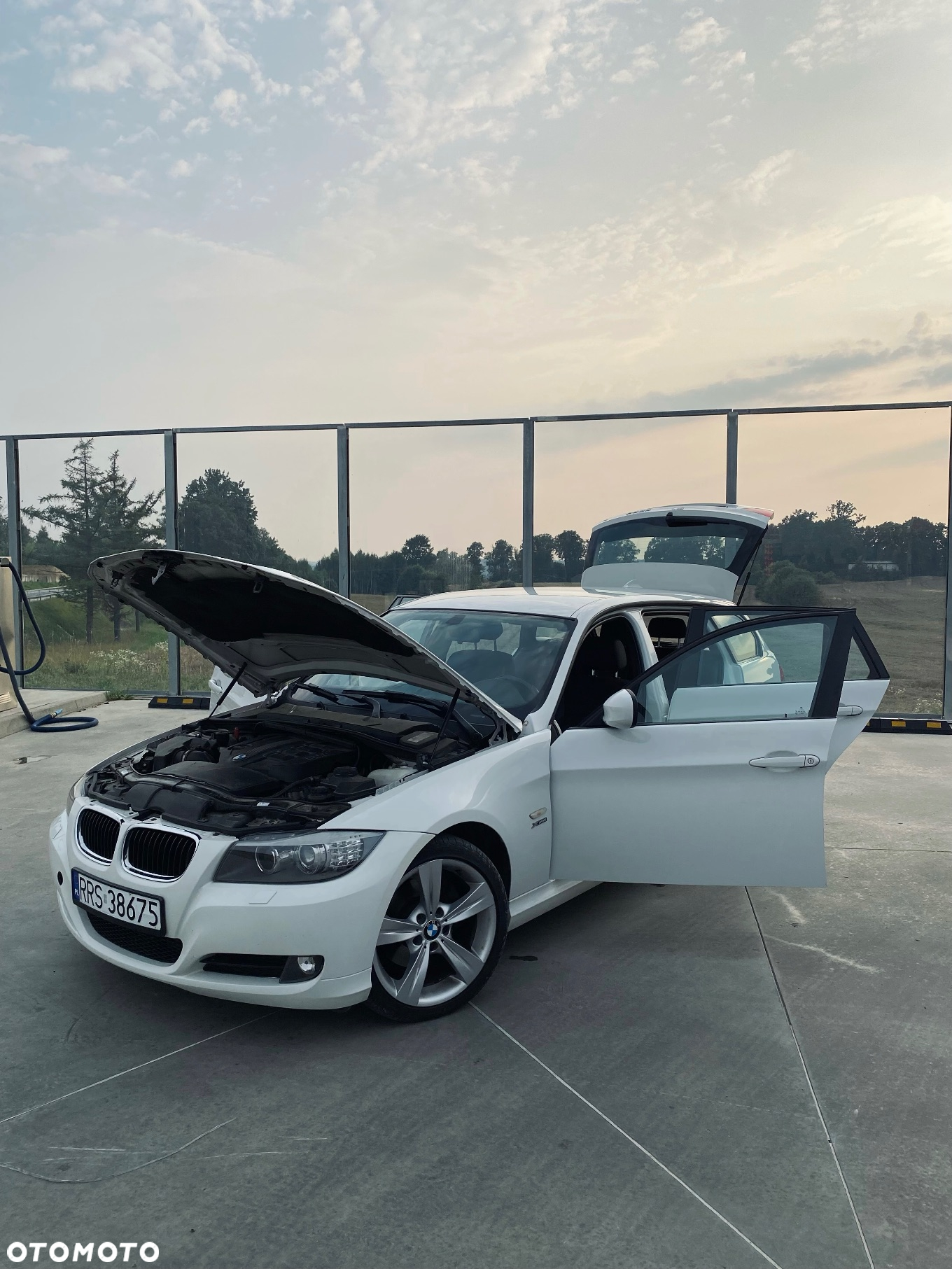 BMW Seria 3 320d Touring xDrive - 17