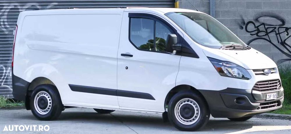 Dezmembrez Ford custom 2016 - 1