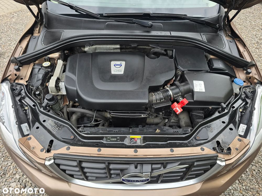 Volvo XC 60 2.4D Kinetic - 29