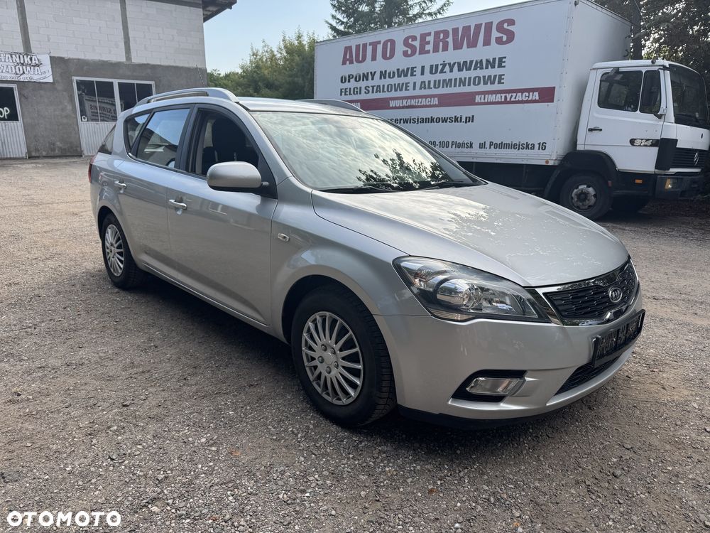 Kia Ceed 1.4 CVVT Attract - 3
