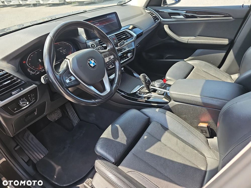 BMW X3 xDrive20i GPF xLine - 10