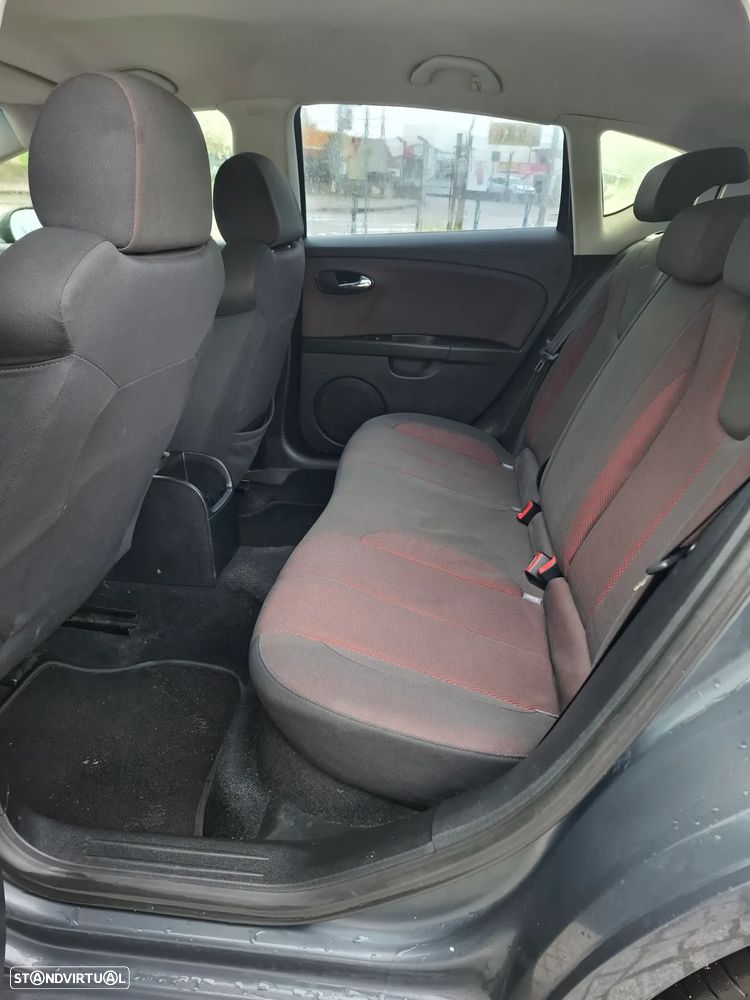 SEAT Leon 2.0 TDI Sport Up - 8