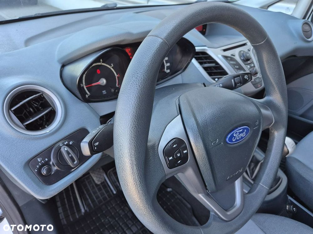 Ford Fiesta 1.25 Ghia EU5 - 11