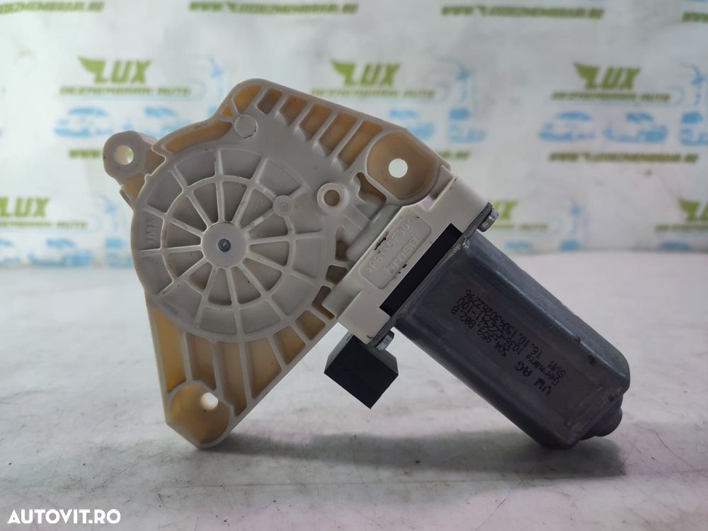 Motoras geam dreapta fata 5Q4959802B Volkswagen VW Golf 7 [2012 - 201 - 1