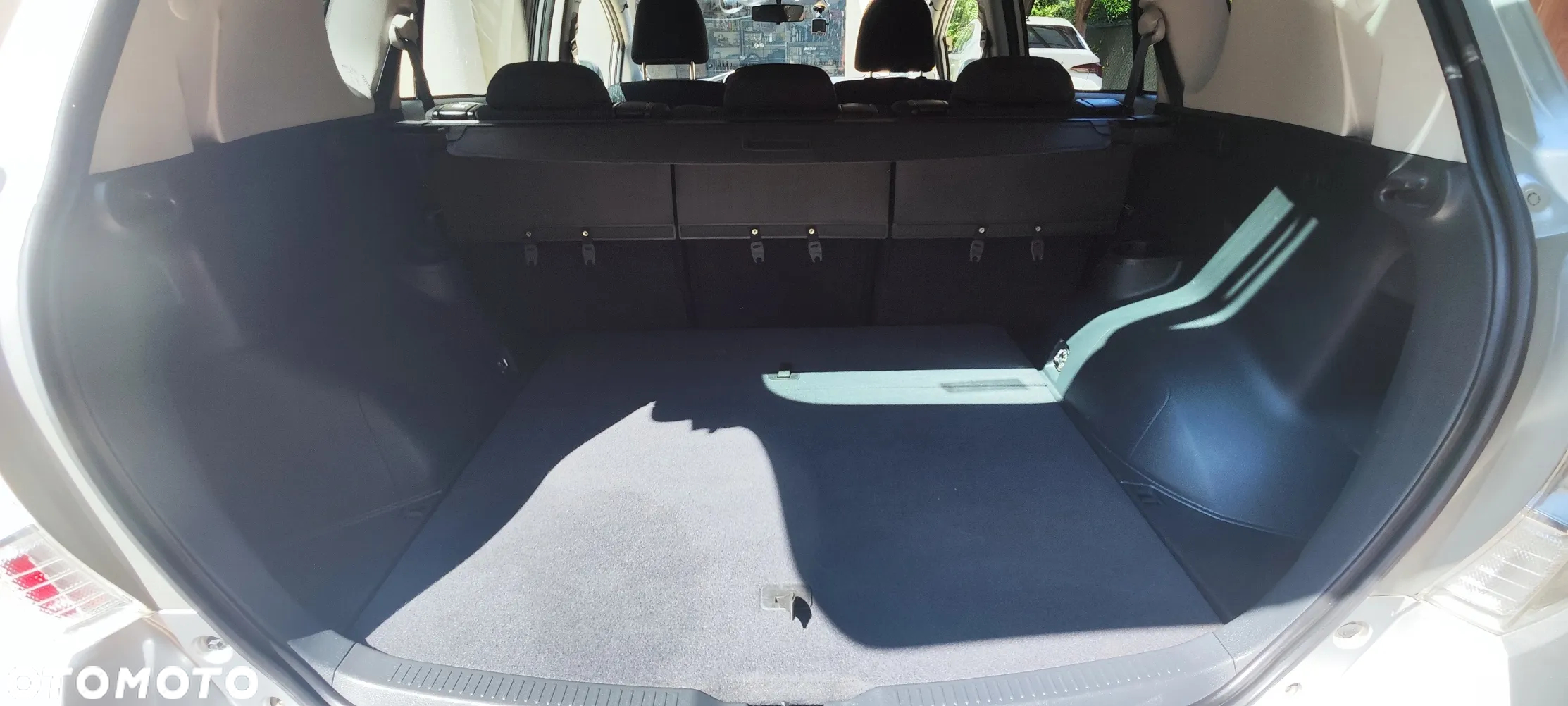 Toyota Verso 2.0 D-4D Sol - 12