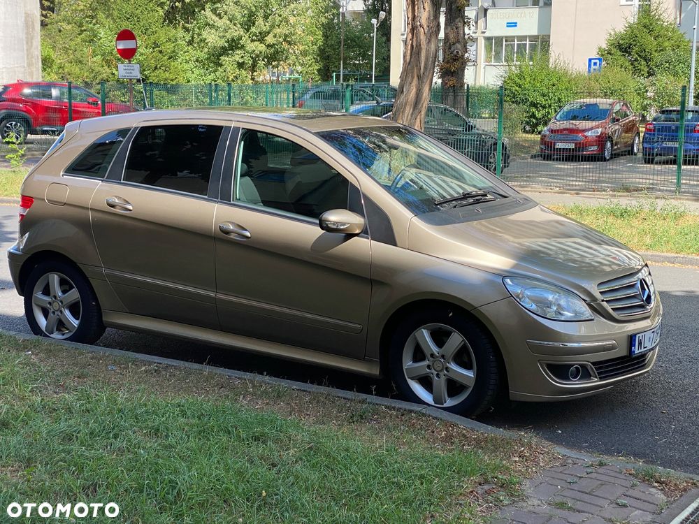 Mercedes-Benz Klasa B - 40
